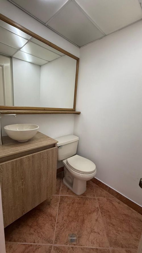 Apartamento de 3 alcobas en arriendo en El Poblado, Medellín, 145 m² · foto 6 de 24