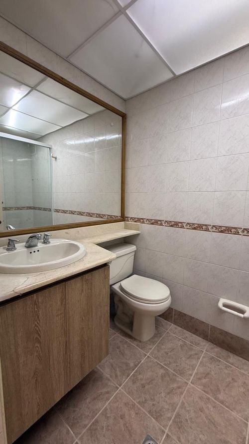 Apartamento de 3 alcobas en arriendo en El Poblado, Medellín, 145 m² · foto 14 de 24