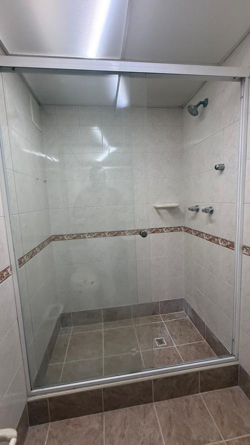 Apartamento de 3 alcobas en arriendo en El Poblado, Medellín, 145 m² · foto 15 de 24