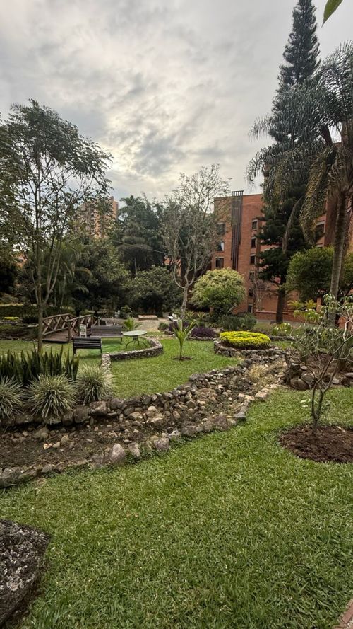 Apartamento de 3 alcobas en venta en Los Balsos, Medellín, 170 m² · foto 21 de 24