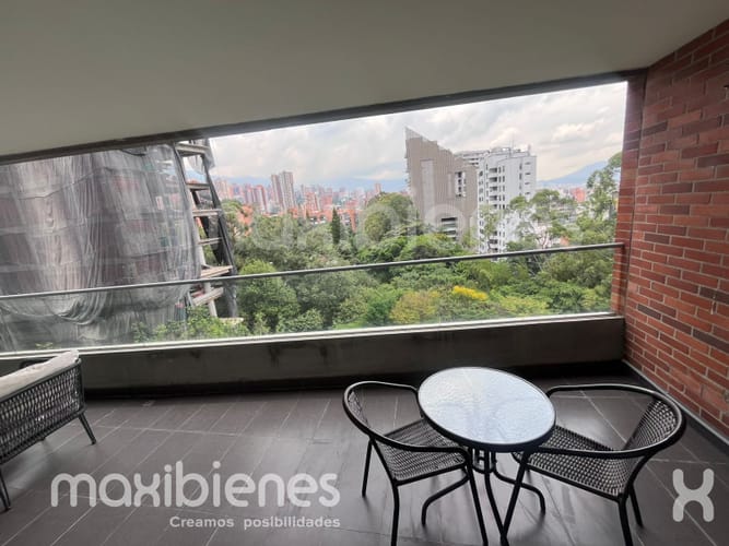Apartamento de 2 alcobas en arriendo en Las Lomas, Medellín, 100 m² · foto 3 de 10