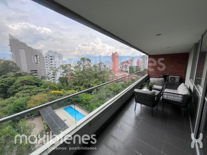 Apartamento de 2 alcobas en arriendo en Las Lomas, Medellín, 100 m² · foto 4 de 10