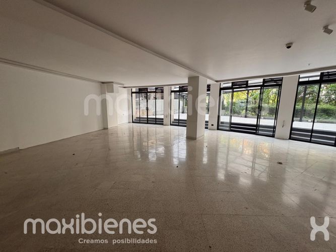 Local en arriendo en Los Balsos, Medellín, 138 m² · foto 5 de 17