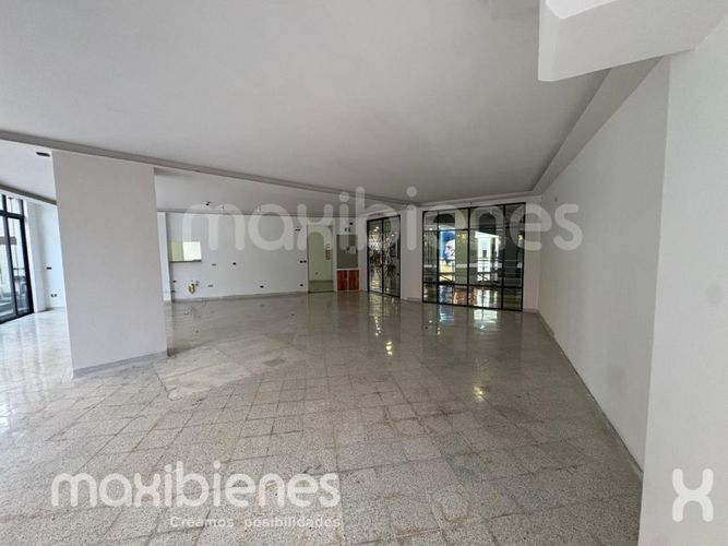 Local en arriendo en Los Balsos, Medellín, 138 m² · foto 6 de 17