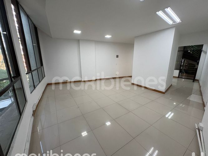 Local en arriendo en Santa Fe, Medellín, 46 m² · foto 12 de 14