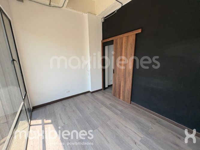 Local en arriendo en Los Balsos, Medellín, 106 m² · foto 2 de 9