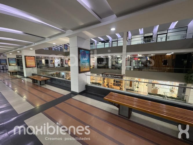 Local en arriendo en Los Balsos, Medellín, 106 m² · foto 3 de 9
