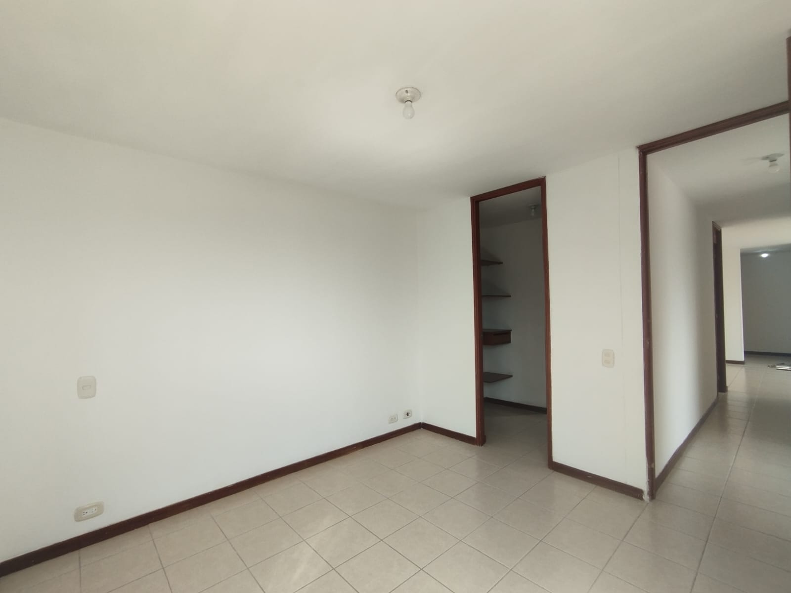 Apartamento en arriendo en El Poblado, Medellín · foto 7 de 15