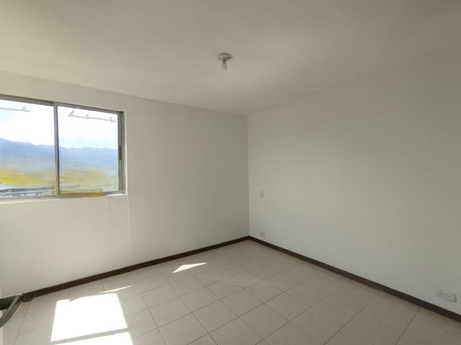 Apartamento en arriendo en El Poblado, Medellín · foto 8 de 15