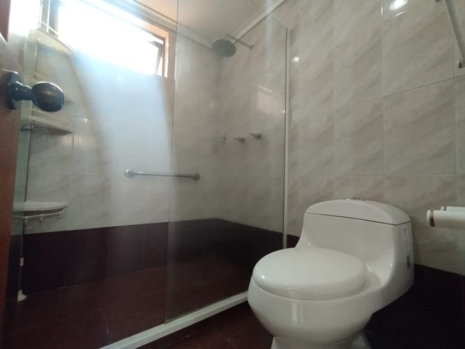 Apartamento de 3 alcobas en arriendo en El Poblado, Medellín, 178 m² · foto 9 de 20