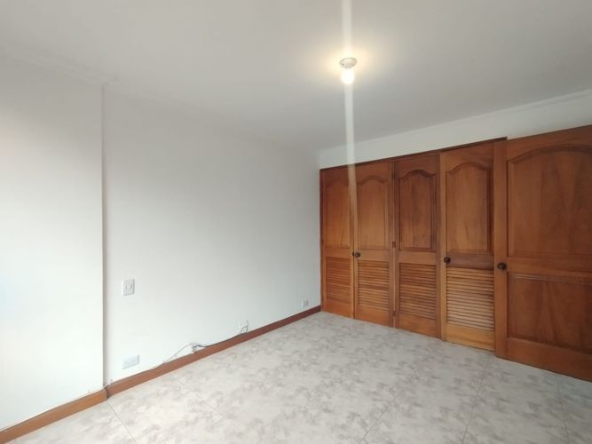Apartamento de 3 alcobas en arriendo en El Poblado, Medellín, 178 m² · foto 15 de 20