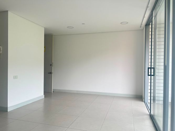 Apartamento de 2 alcobas en arriendo en Cumbres, Envigado, 78 m² · foto 4 de 15