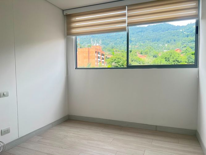Apartamento de 2 alcobas en arriendo en Cumbres, Envigado, 78 m² · foto 14 de 15