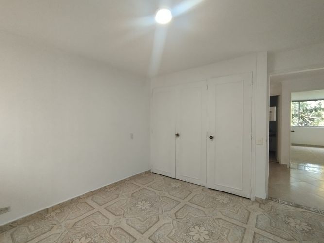 Apartamento de 3 alcobas en arriendo en El Poblado, Medellín, 150 m² · foto 6 de 16