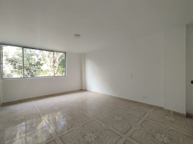 Apartamento de 3 alcobas en arriendo en El Poblado, Medellín, 150 m² · foto 8 de 16