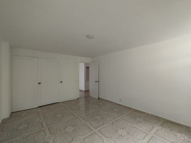 Apartamento de 3 alcobas en arriendo en El Poblado, Medellín, 150 m² · foto 10 de 16