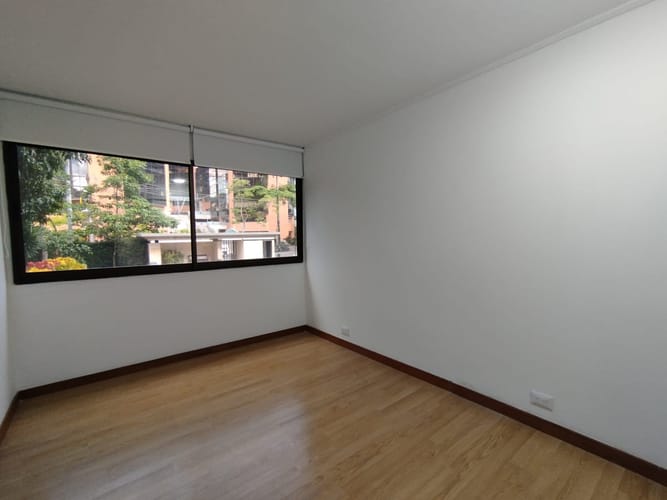 Apartamento de 2 alcobas en arriendo en El Poblado, Medellín, 90 m² · foto 5 de 16