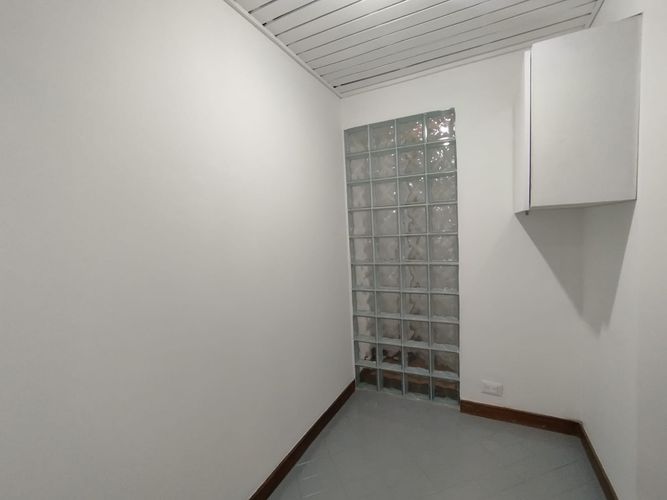 Apartamento de 2 alcobas en arriendo en El Poblado, Medellín, 90 m² · foto 12 de 16