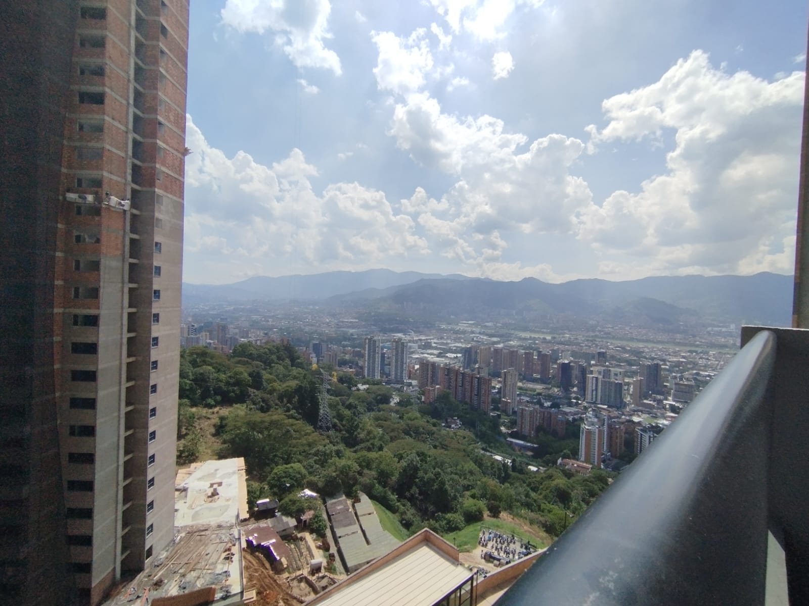 Apartamento en arriendo en Vía Las Palmas, Medellín · foto 8 de 17