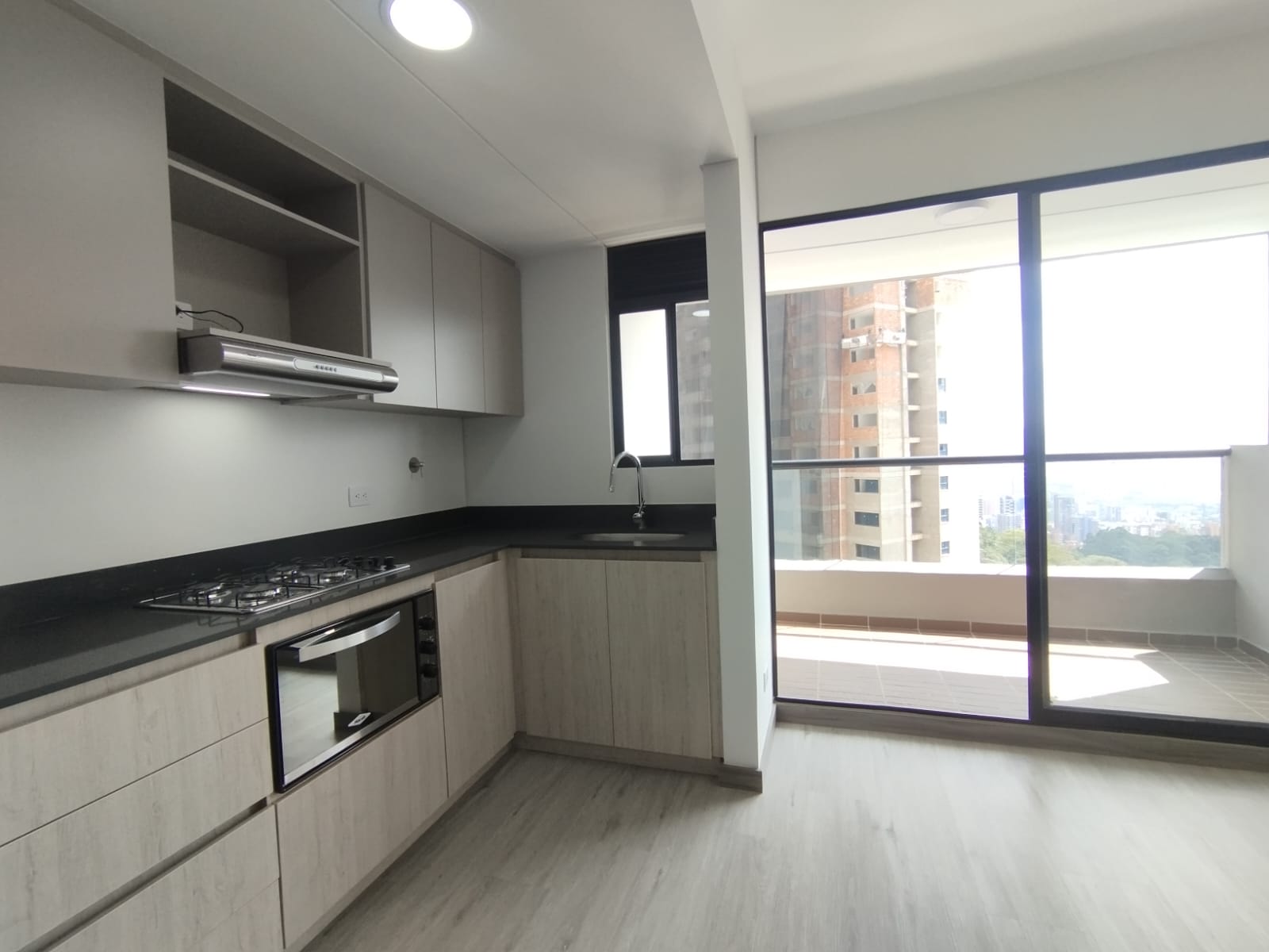 Apartamento en arriendo en Vía Las Palmas, Medellín · foto 16 de 17