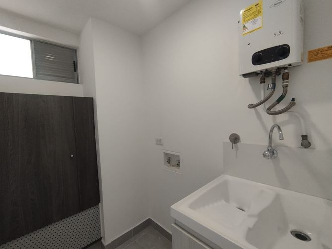 Apartaestudio en arriendo en El Poblado, Medellín, 51 m² · foto 13 de 15