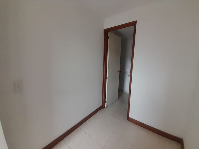 Apartamento de 3 alcobas en arriendo en El Poblado, Medellín, 350 m² · foto 4 de 20