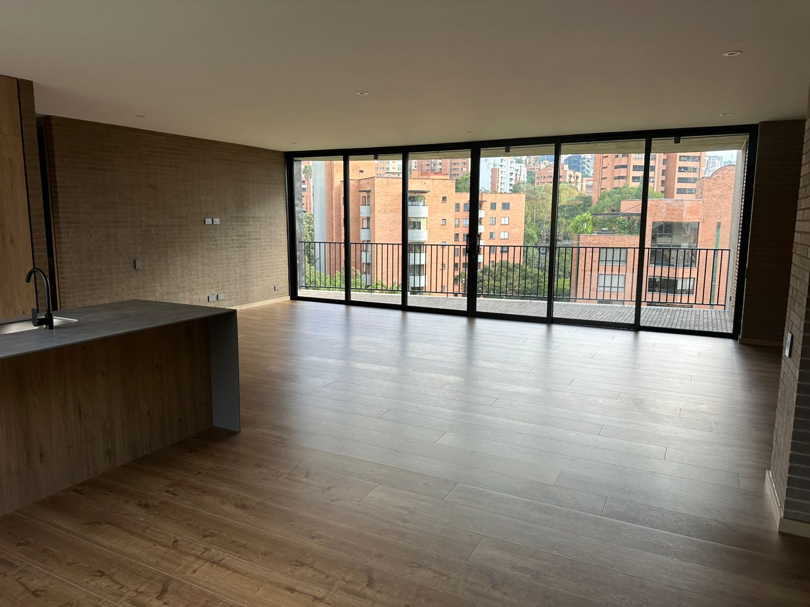 Apartamento en arriendo en El Poblado, Medellín · foto 6 de 14