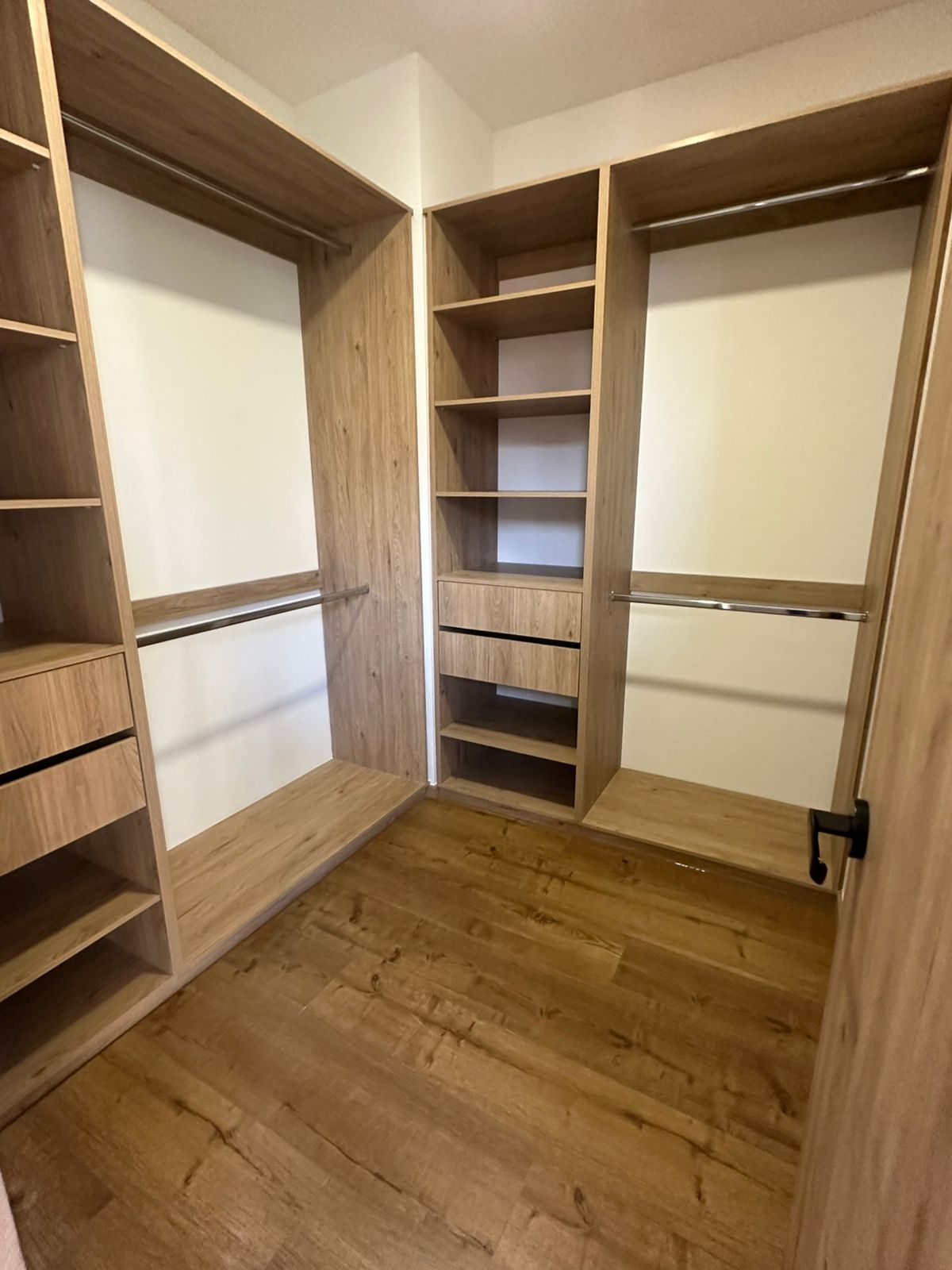 Apartamento en arriendo en El Poblado, Medellín · foto 9 de 14
