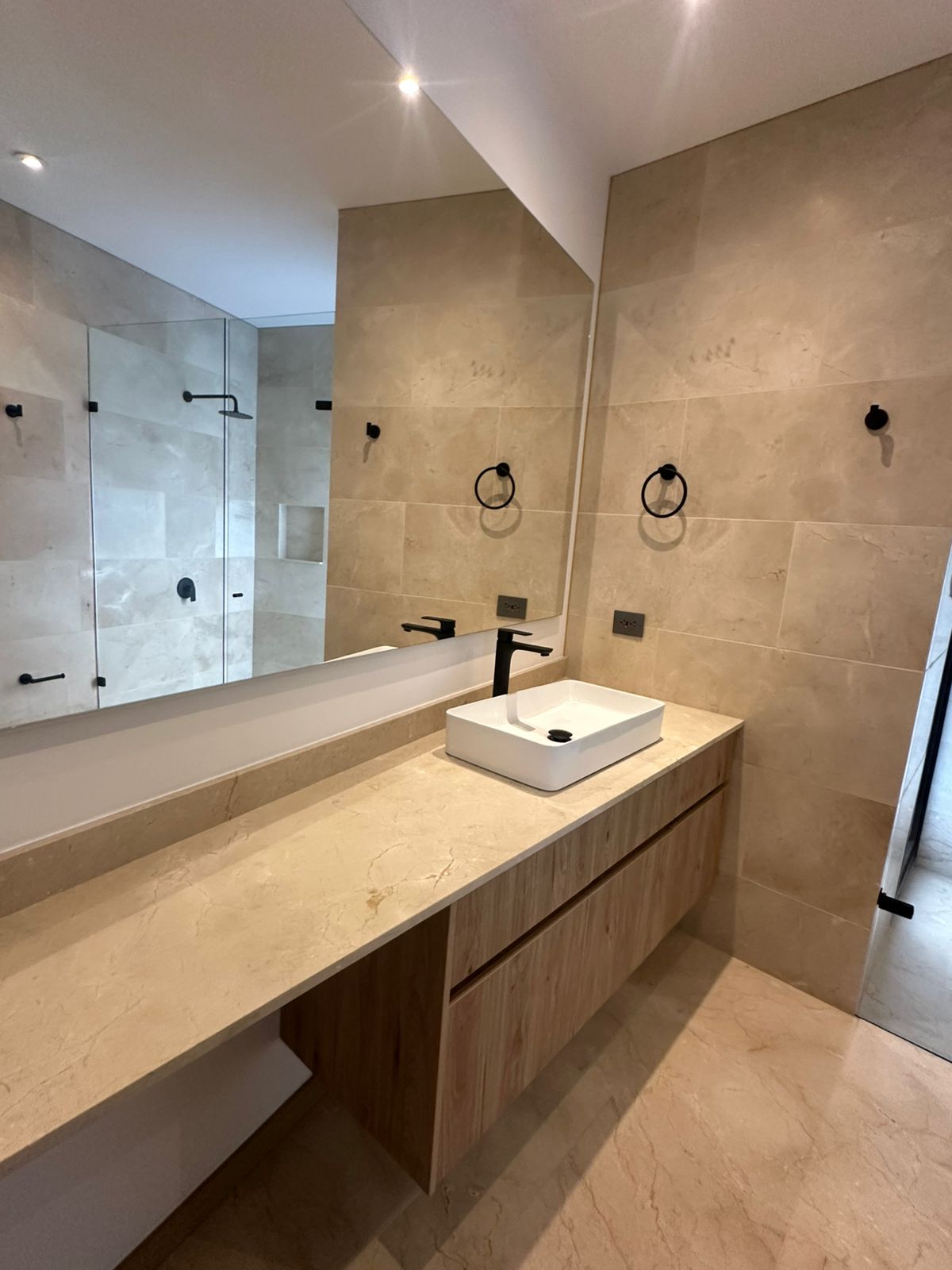 Apartamento en arriendo en El Poblado, Medellín · foto 10 de 14