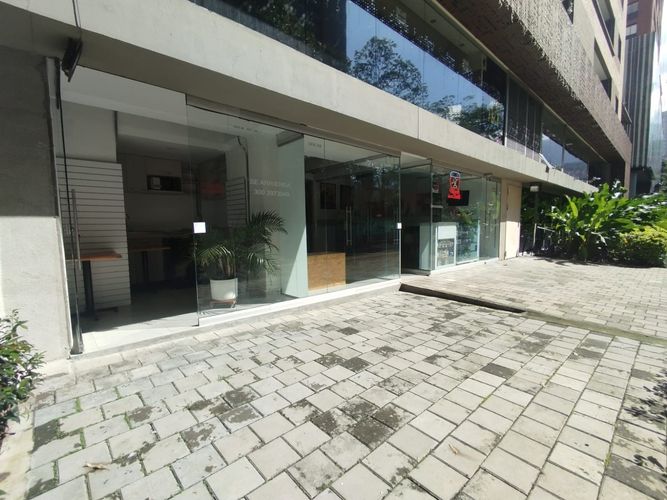 Local en arriendo en Villa Carlota, Medellín, 14 m² · foto 7 de 9