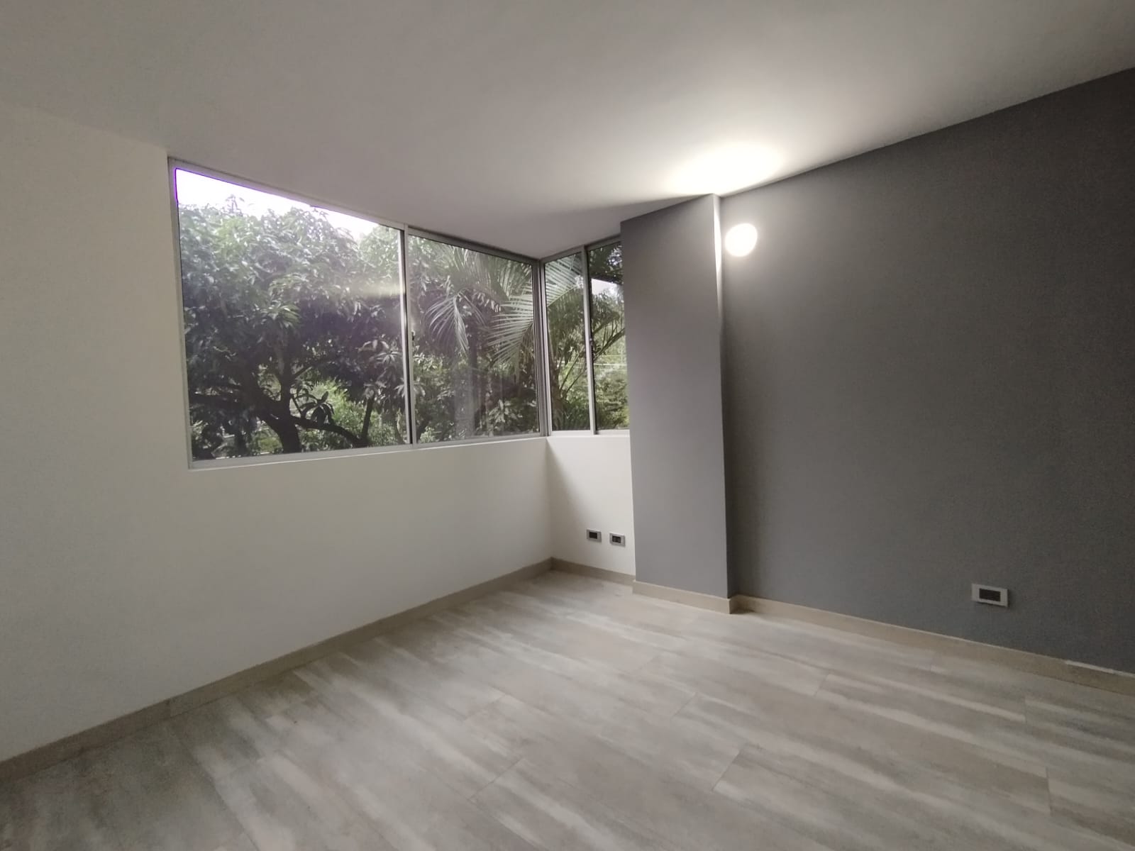 Apartamento en arriendo en El Poblado, Medellín · foto 8 de 20