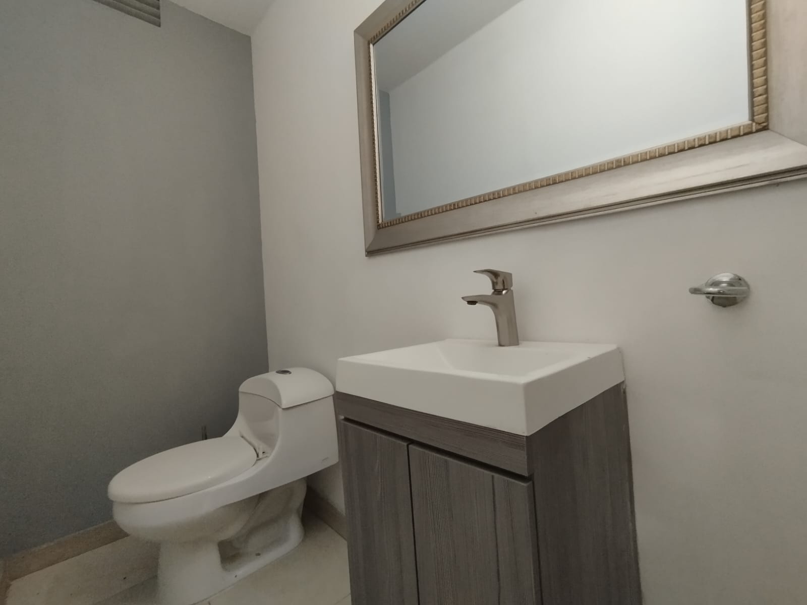 Apartamento en arriendo en El Poblado, Medellín · foto 15 de 20