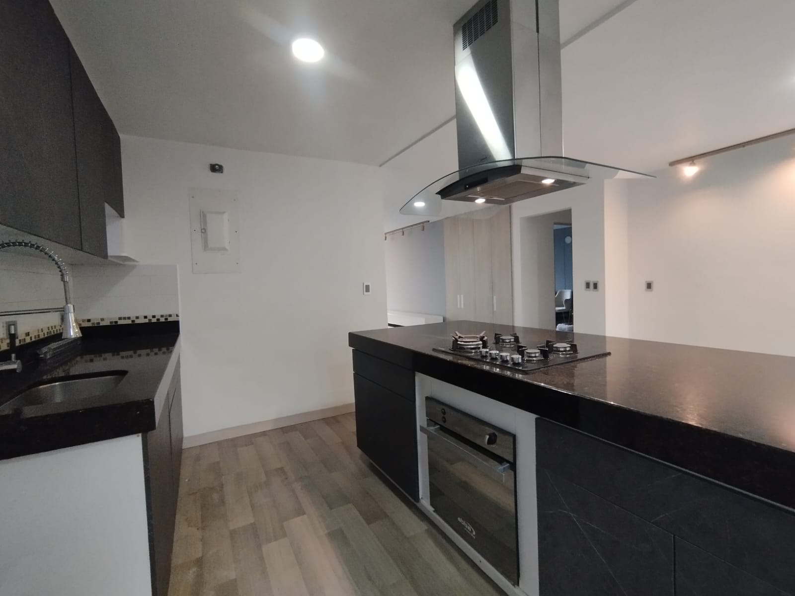Apartamento en arriendo en El Poblado, Medellín · foto 20 de 20