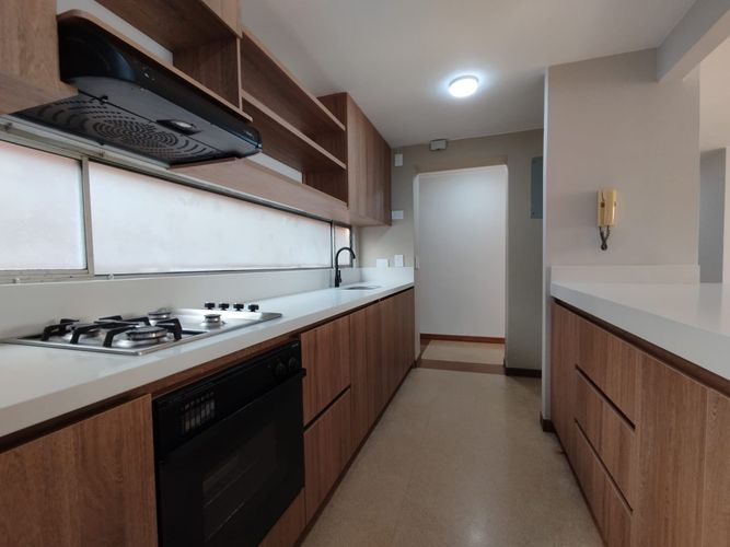 Apartamento de 2 alcobas en arriendo en Las Lomas, Medellín, 130 m² · foto 6 de 19