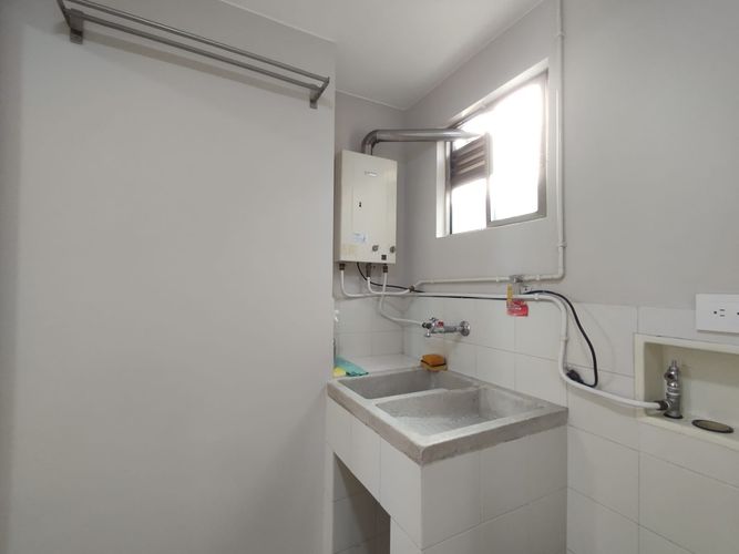 Apartamento de 2 alcobas en arriendo en Las Lomas, Medellín, 130 m² · foto 11 de 19