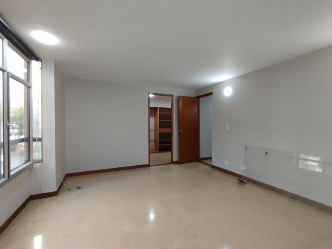 Apartamento de 2 alcobas en arriendo en Las Lomas, Medellín, 130 m² · foto 16 de 19