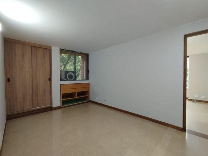 Apartamento de 2 alcobas en arriendo en Las Lomas, Medellín, 130 m² · foto 18 de 19