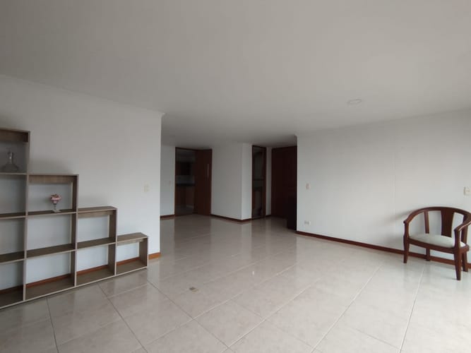 Apartamento de 3 alcobas en arriendo en El Poblado, Medellín, 134 m² · foto 14 de 20