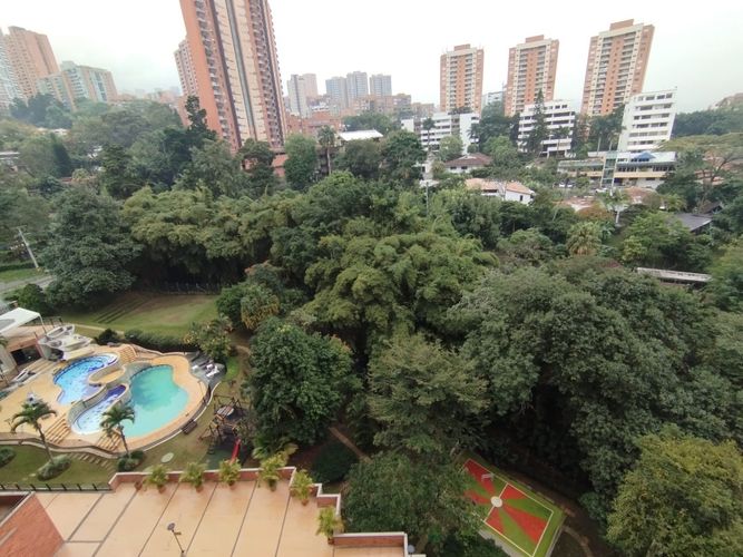 Apartamento de 3 alcobas en arriendo en El Poblado, Medellín, 134 m² · foto 17 de 20
