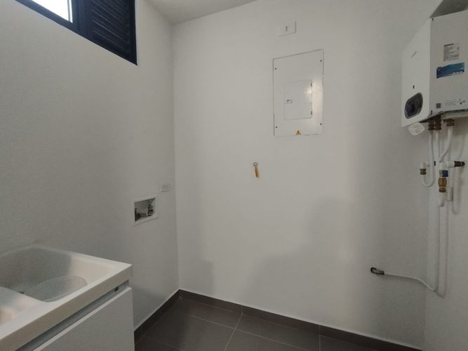 Apartamento de 2 alcobas en arriendo en San Diego, Medellín, 101 m² · foto 18 de 20