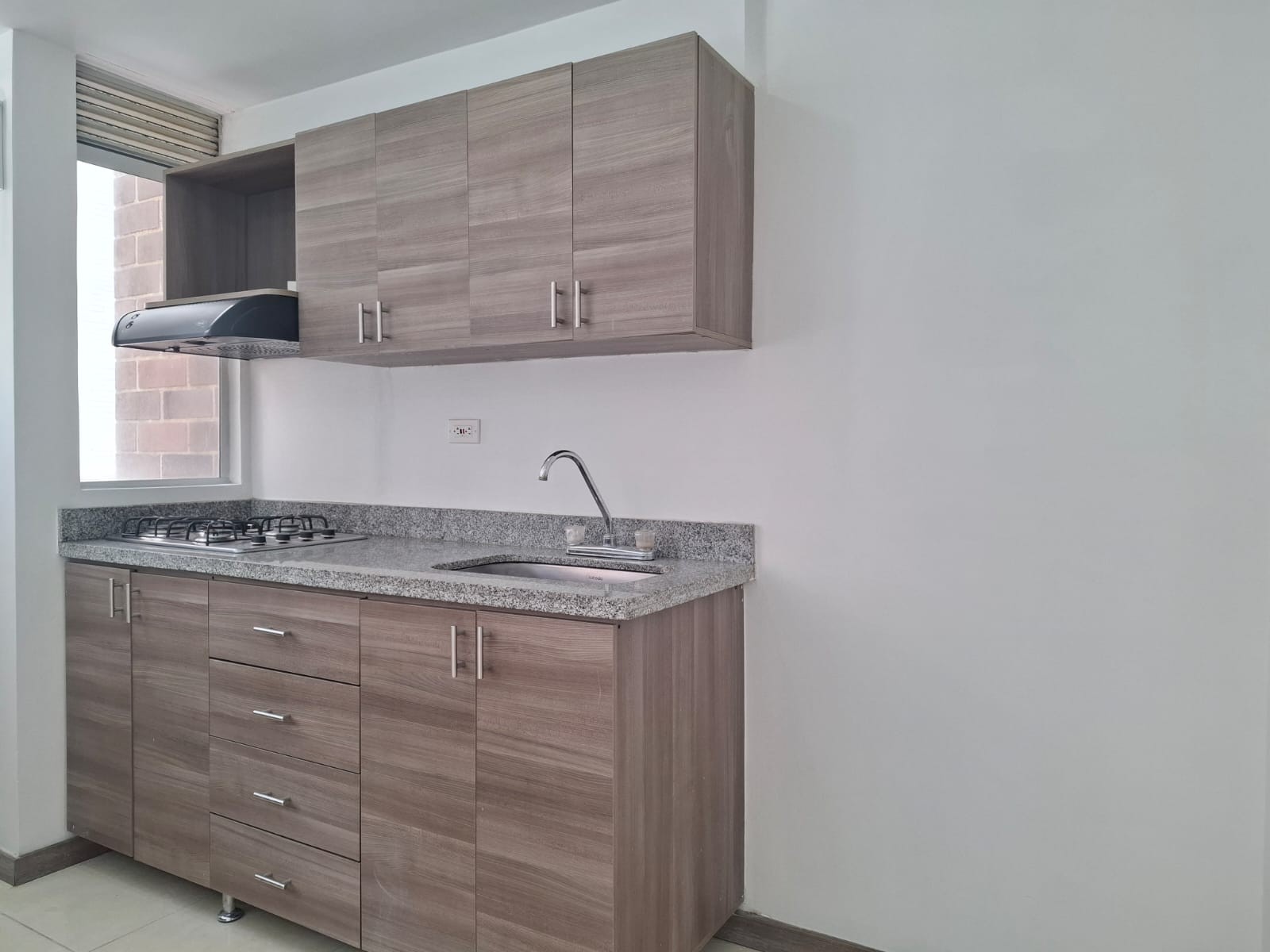 Apartamento en arriendo en El Poblado, Medellín · foto 4 de 11