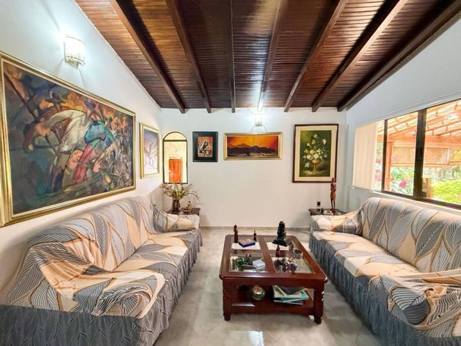 Casa de 5 alcobas en venta en Lagos Del Cacique, Bucaramanga, 500 m² · foto 10 de 24