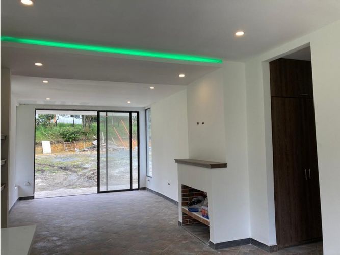 Finca en venta en Santa Elena, Medellín, 100 m² · foto 11 de 23