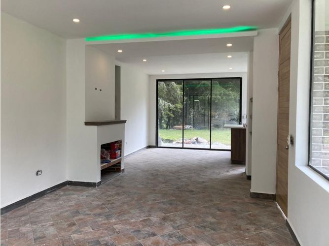 Finca en venta en Santa Elena, Medellín, 100 m² · foto 12 de 23