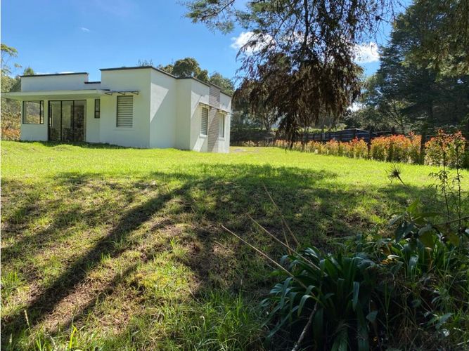 Finca en venta en Santa Elena, Medellín, 100 m² · foto 15 de 23