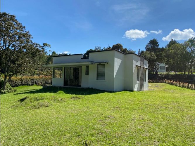 Finca en venta en Santa Elena, Medellín, 100 m² · foto 17 de 23