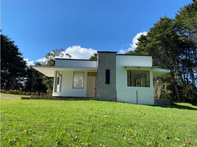 Finca en venta en Santa Elena, Medellín, 100 m² · foto 18 de 23