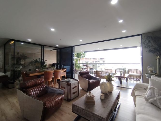 Apartamento de 3 alcobas en arriendo en El Poblado, Medellín, 200 m² · foto 20 de 20