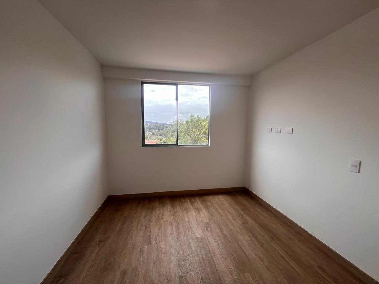 Apartamento en arriendo en Llano Grande, Rionegro · foto 8 de 12