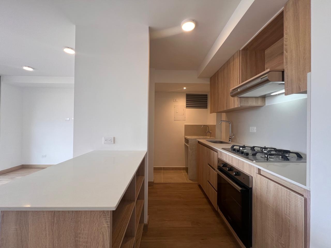 Apartamento en arriendo en Llano Grande, Rionegro · foto 4 de 12